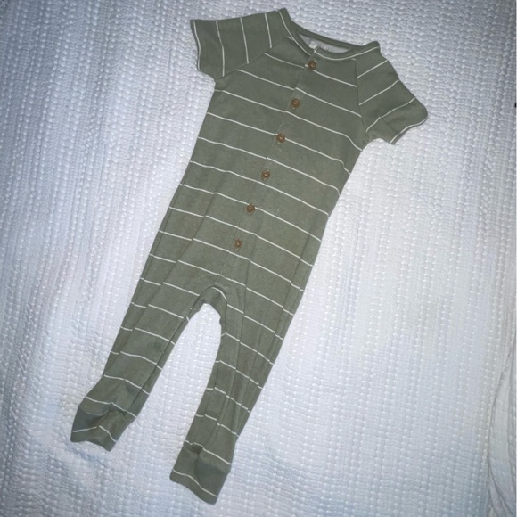 Cozy Olive Striped Kids Footie - Picture 1 of 2